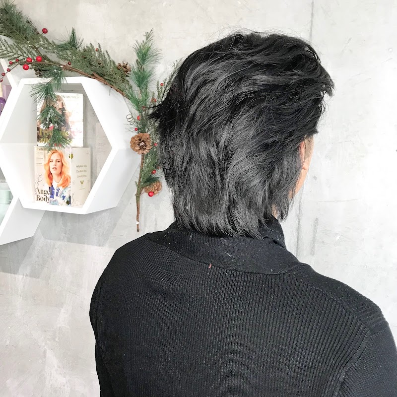 Evolve Hair Studio